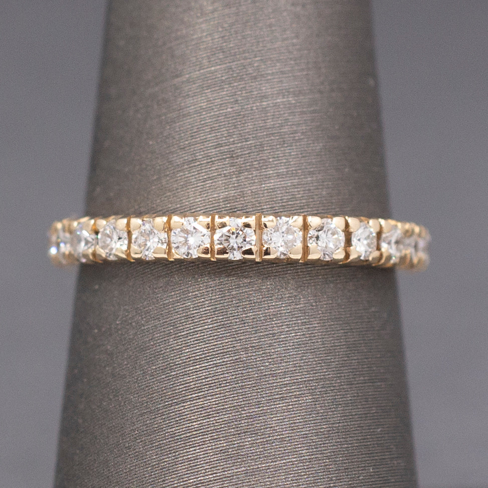 Beautiful Sparkling Diamond Eternity Band in 14k Yellow Gold Size 6.75
