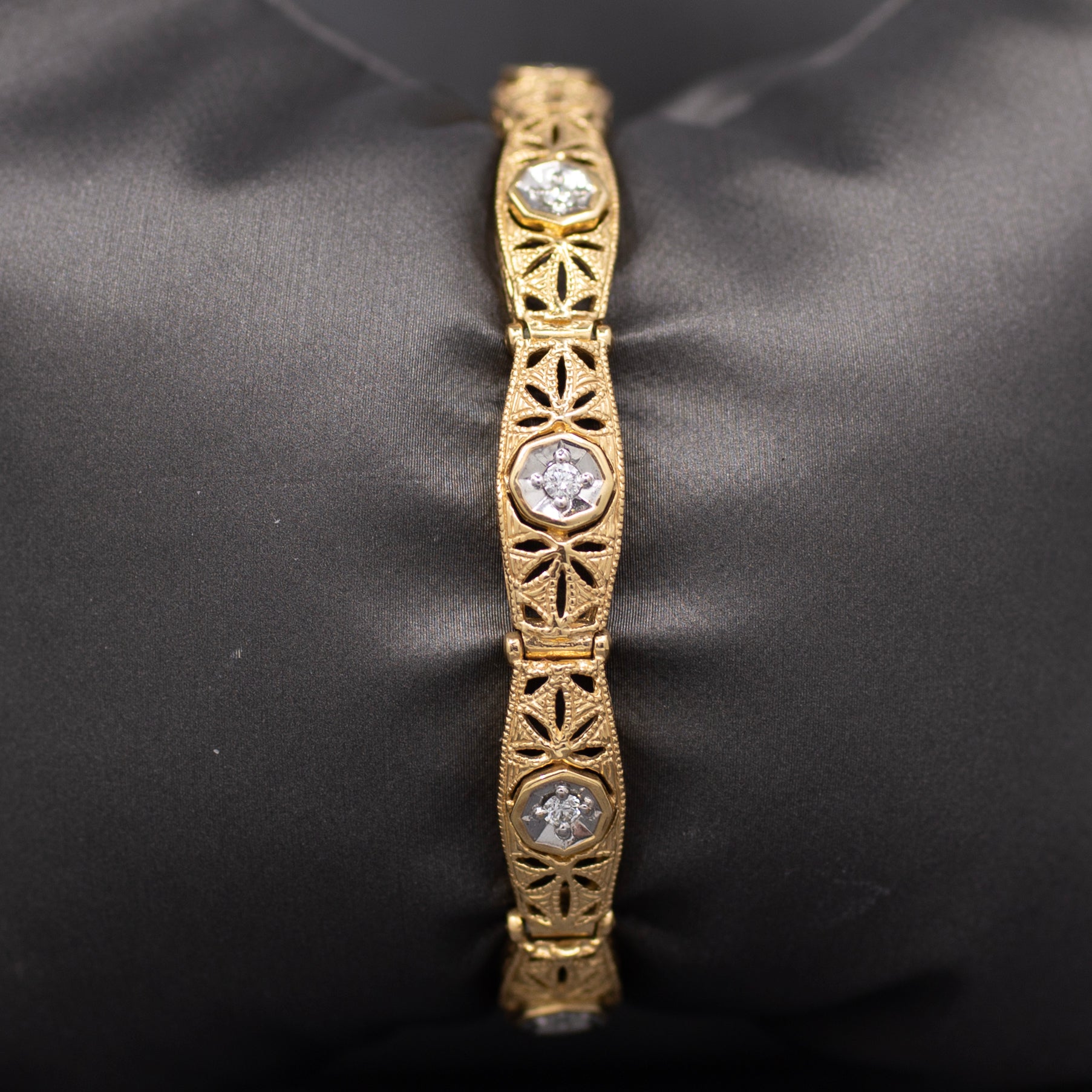 Vintage Filigree Diamond Link Bracelet in 14k Yellow Gold