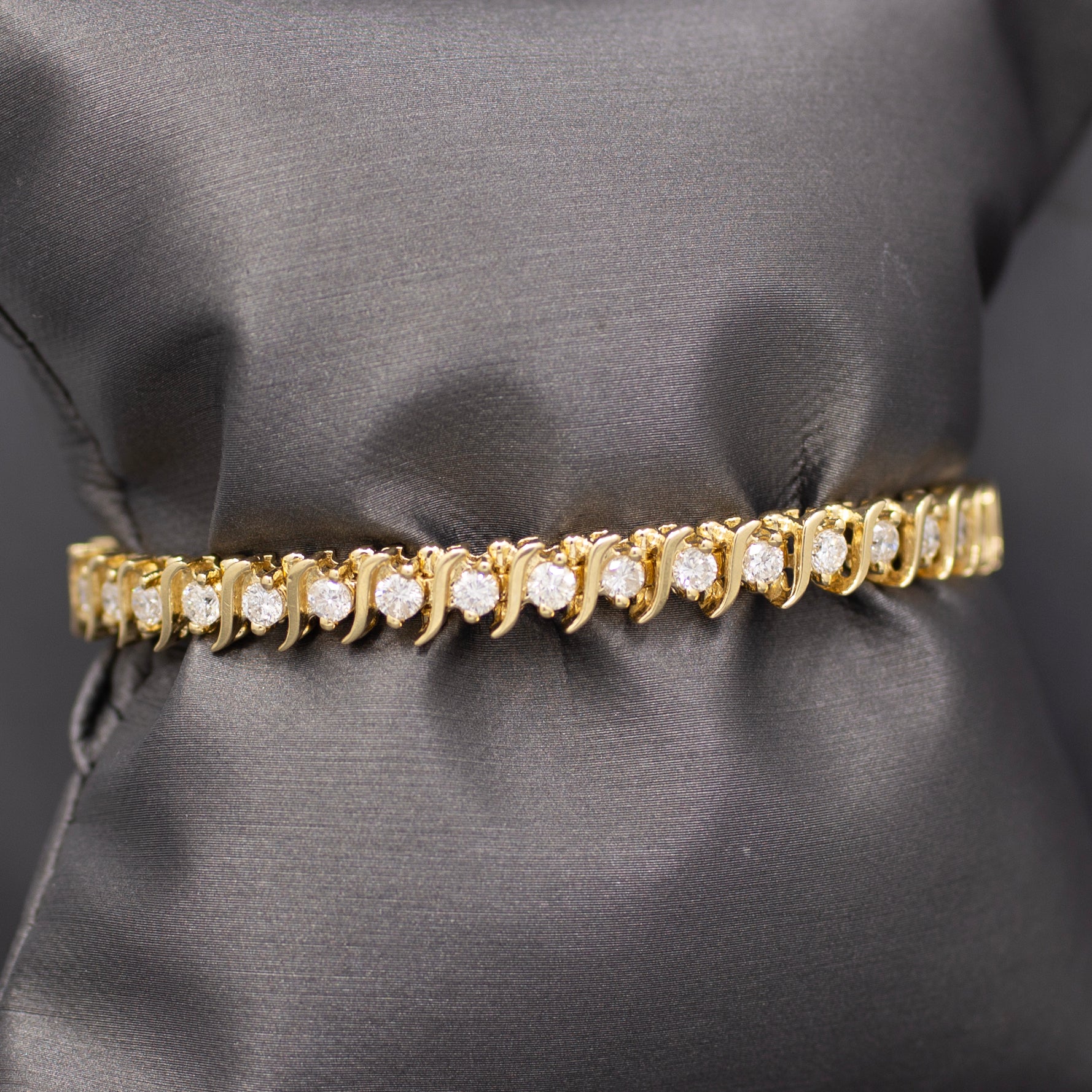 Classic Vintage S Curve Diamond Tennis Bracelet in 14k Yellow Gold 3.80cttw