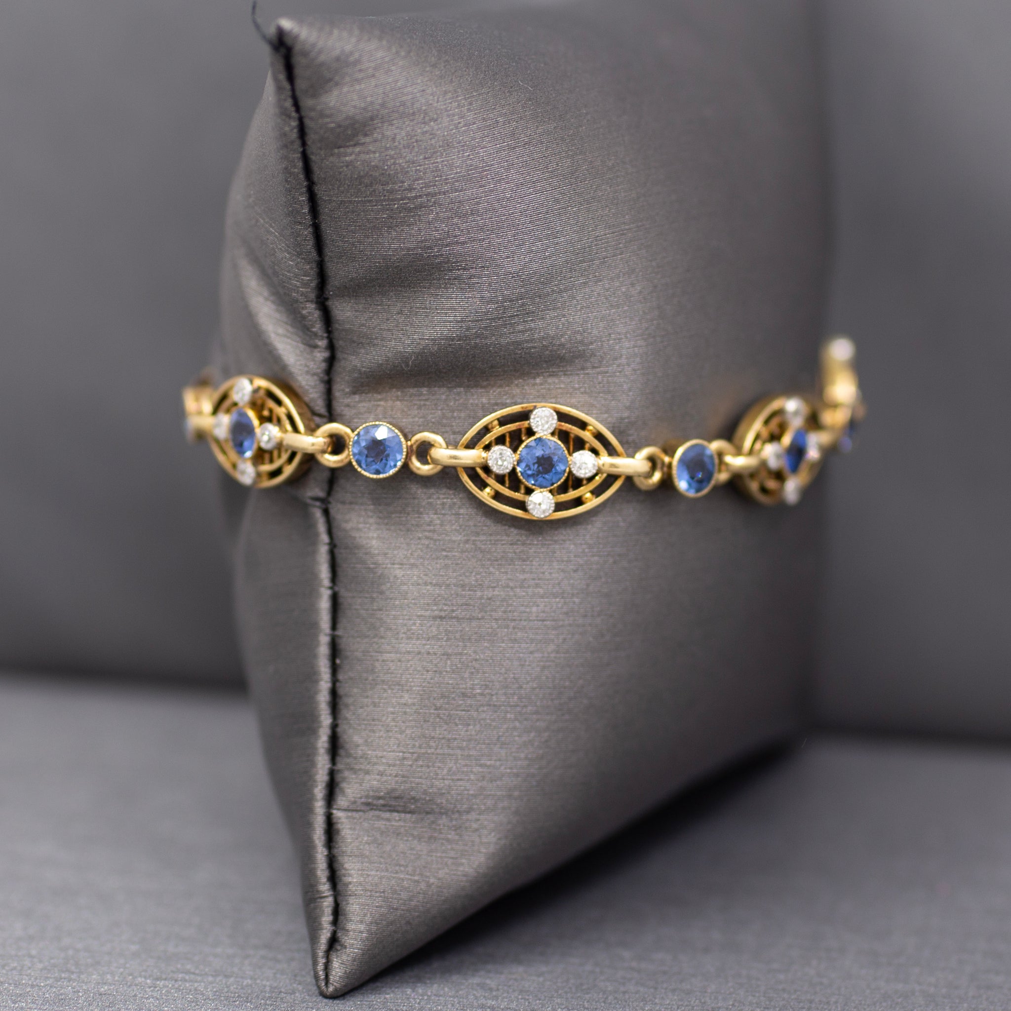 Antique GIA Certified Yogo Blue Sapphire & Old Cut Diamond Bracelet in 14k Yellow Gold