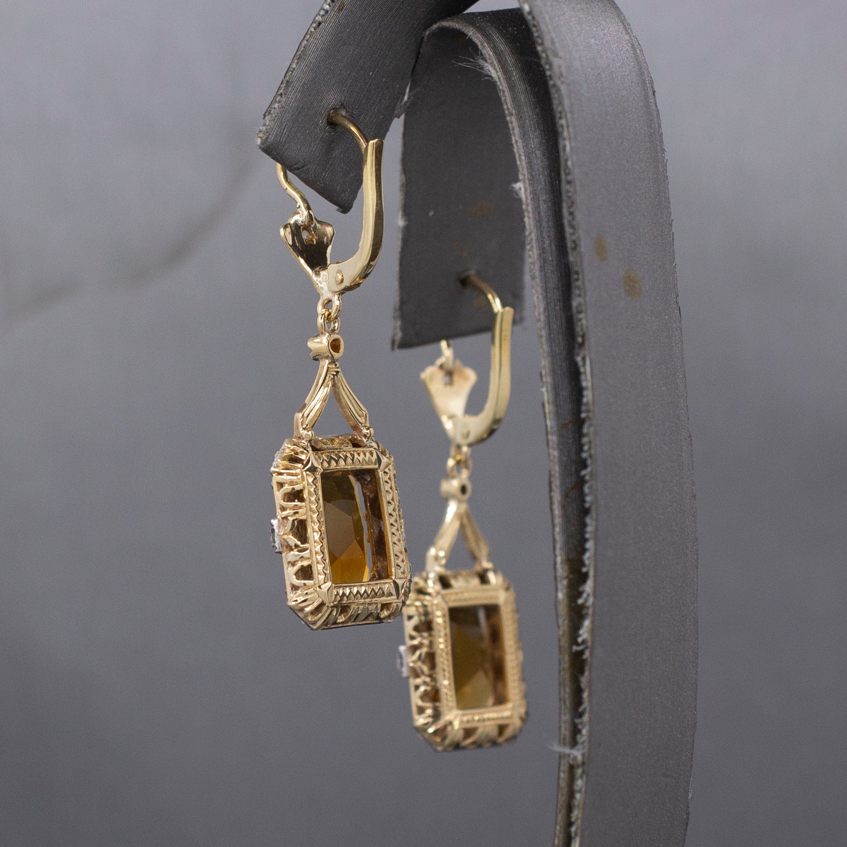 Stunning Vintage Citrine and Rose Cut Diamond Dangle Earrings in 14k Yellow Gold