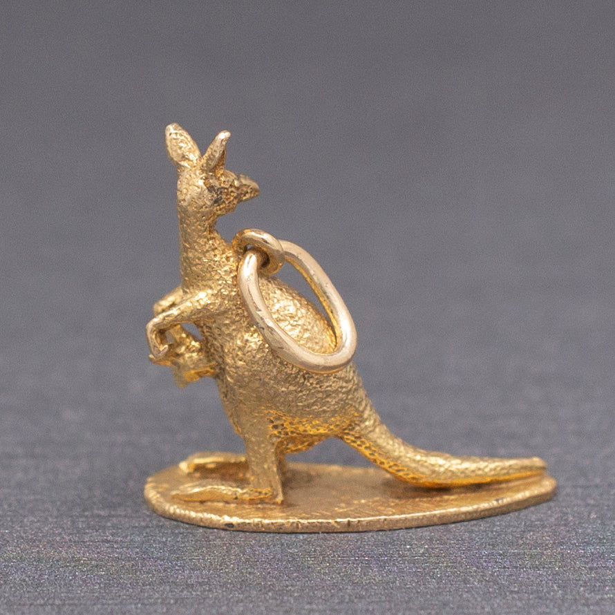 Adorable Australian Kangaroo with Joey Charm in 9k Yellow Gold