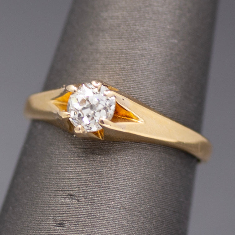Antique Victorian Old Mine Cut Solitaire Engagement Ring in 18k Yellow Gold