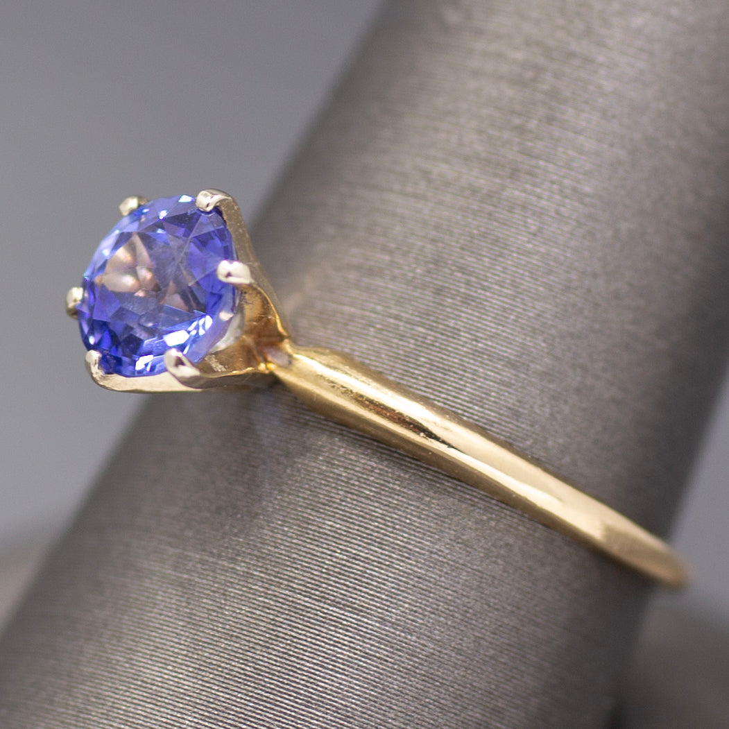 Sparkling Round Tanzanite Solitaire Ring in 14k Yellow Gold