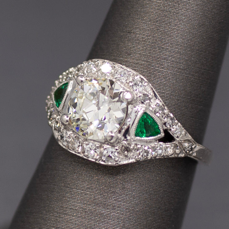 Late Art Deco Old European Cut Diamond and Natural Emerald Ring in Platinum