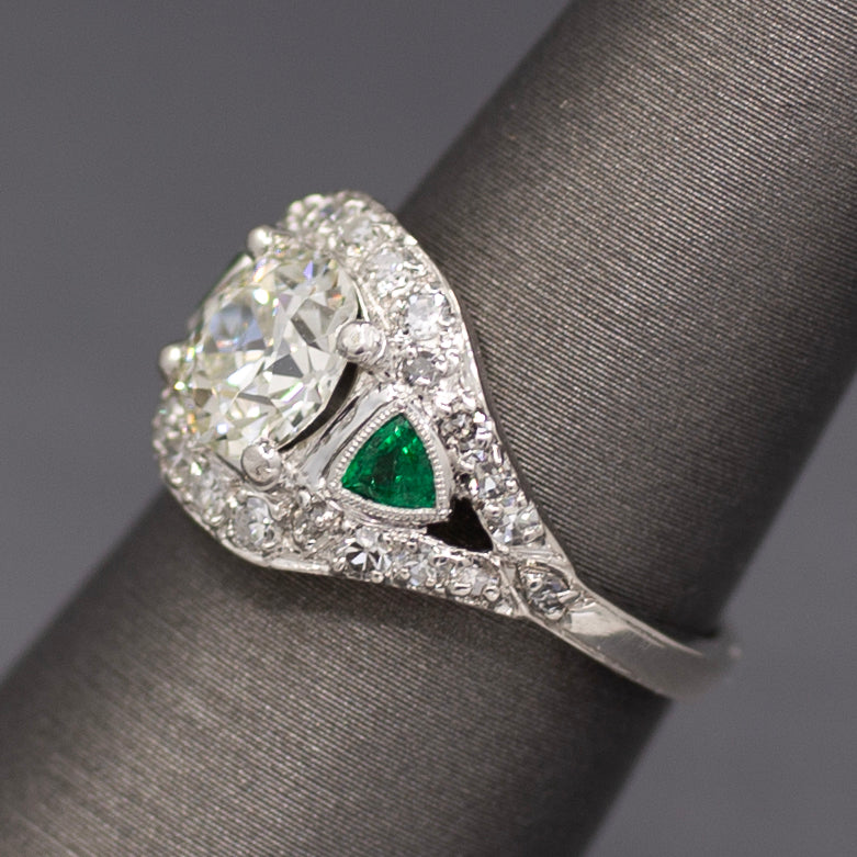 Late Art Deco Old European Cut Diamond and Natural Emerald Ring in Platinum