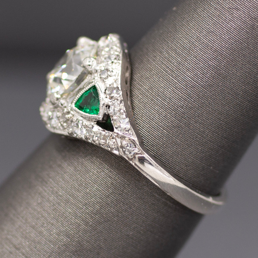 Late Art Deco Old European Cut Diamond and Natural Emerald Ring in Platinum
