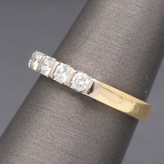 Five Stone Round Diamond Bar Set Band Ring in 18k Yellow Gold