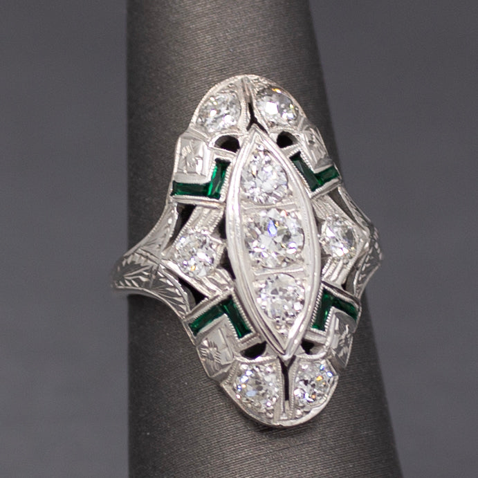 Elegant Art Deco Old European Cut Diamond and Emerald Cocktail Ring in 18k White Gold