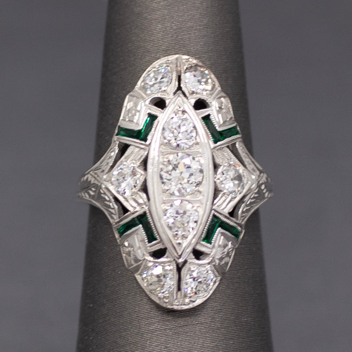 Elegant Art Deco Old European Cut Diamond and Emerald Cocktail Ring in 18k White Gold