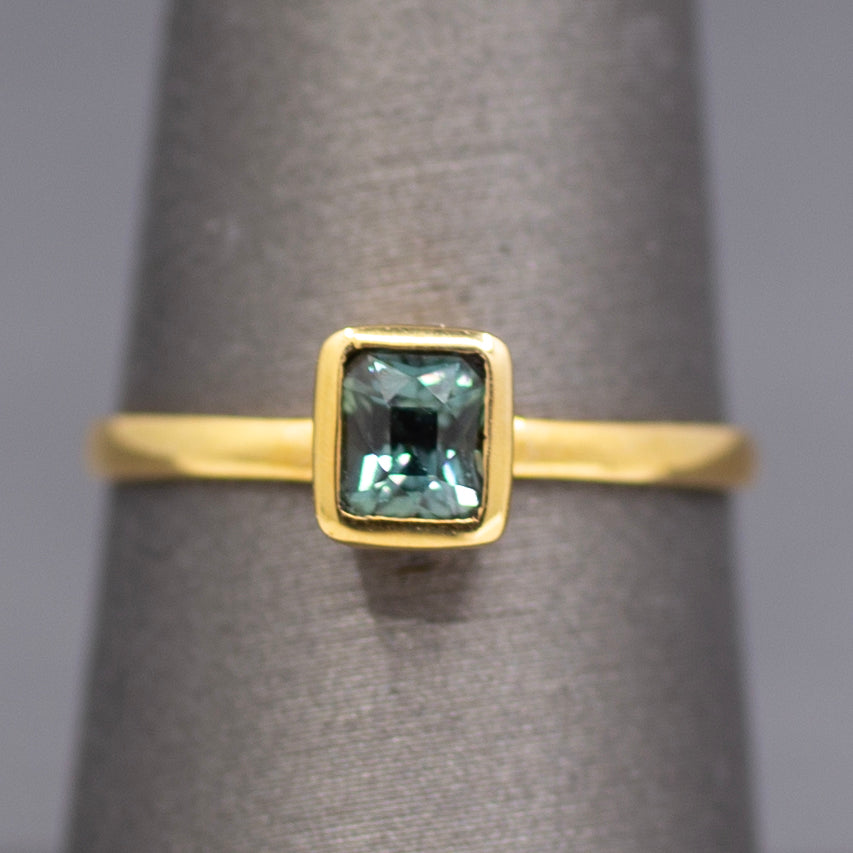 Handcrafted Bezel Set Teal Green Sapphire Solitaire Ring in 18k Yellow Gold