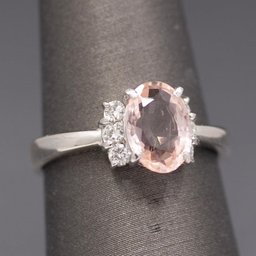 Lotus Certified Padparadscha Sapphire and Diamond Ring in Platinum