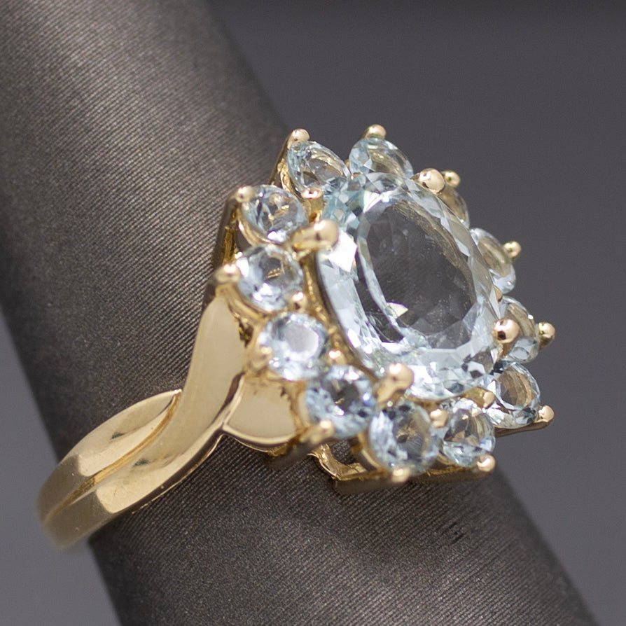 Vintage Aquamarine Oval Cluster Ring in 14k Yellow Gold