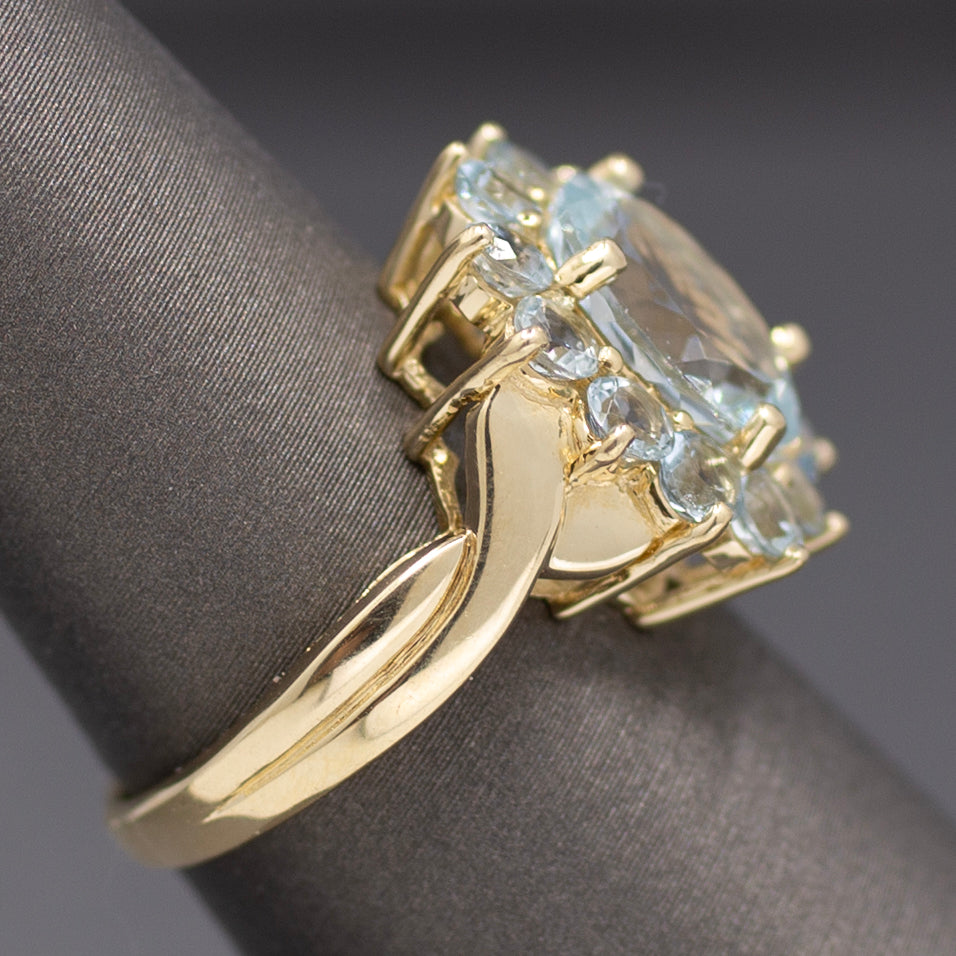 Vintage Aquamarine Oval Cluster Ring in 14k Yellow Gold