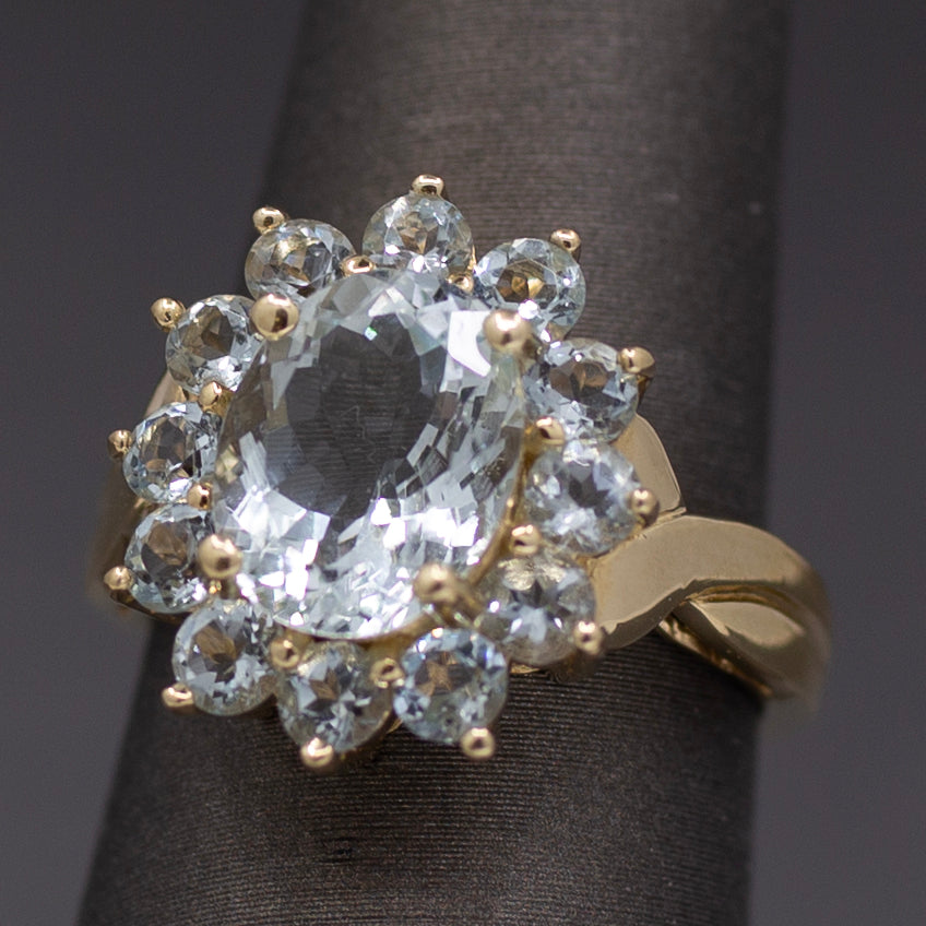 Vintage Aquamarine Oval Cluster Ring in 14k Yellow Gold