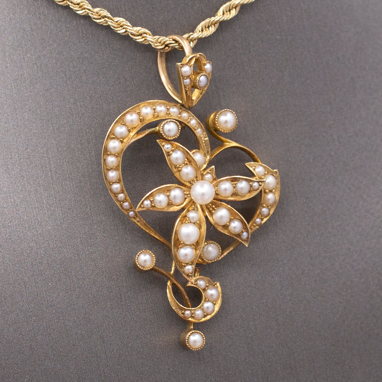 Art Nouveau Pearl Dangle Pendant in 15k Yellow Gold