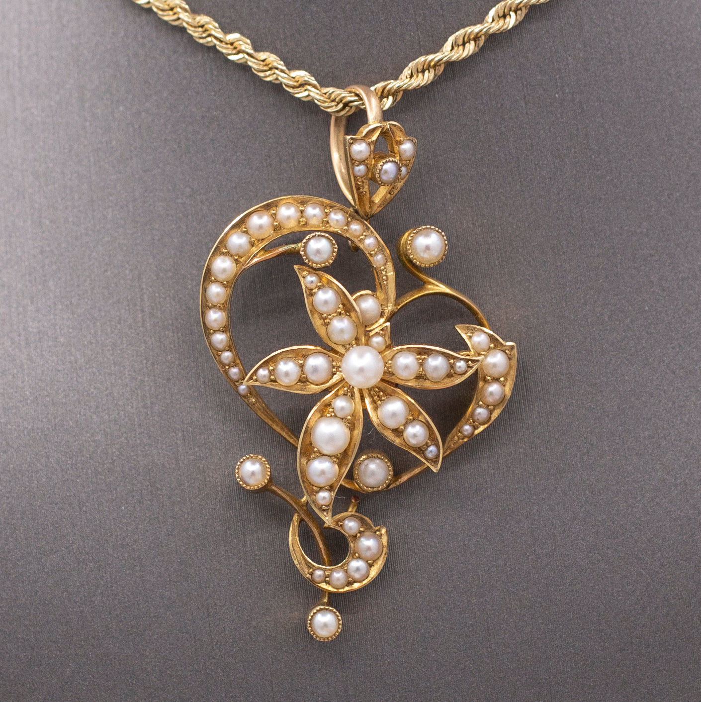 Art Nouveau Pearl Dangle Pendant in 15k Yellow Gold