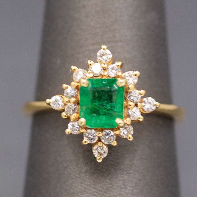 Sparkling Emerald and Diamond North Star Ring in 14k Yellow Gold