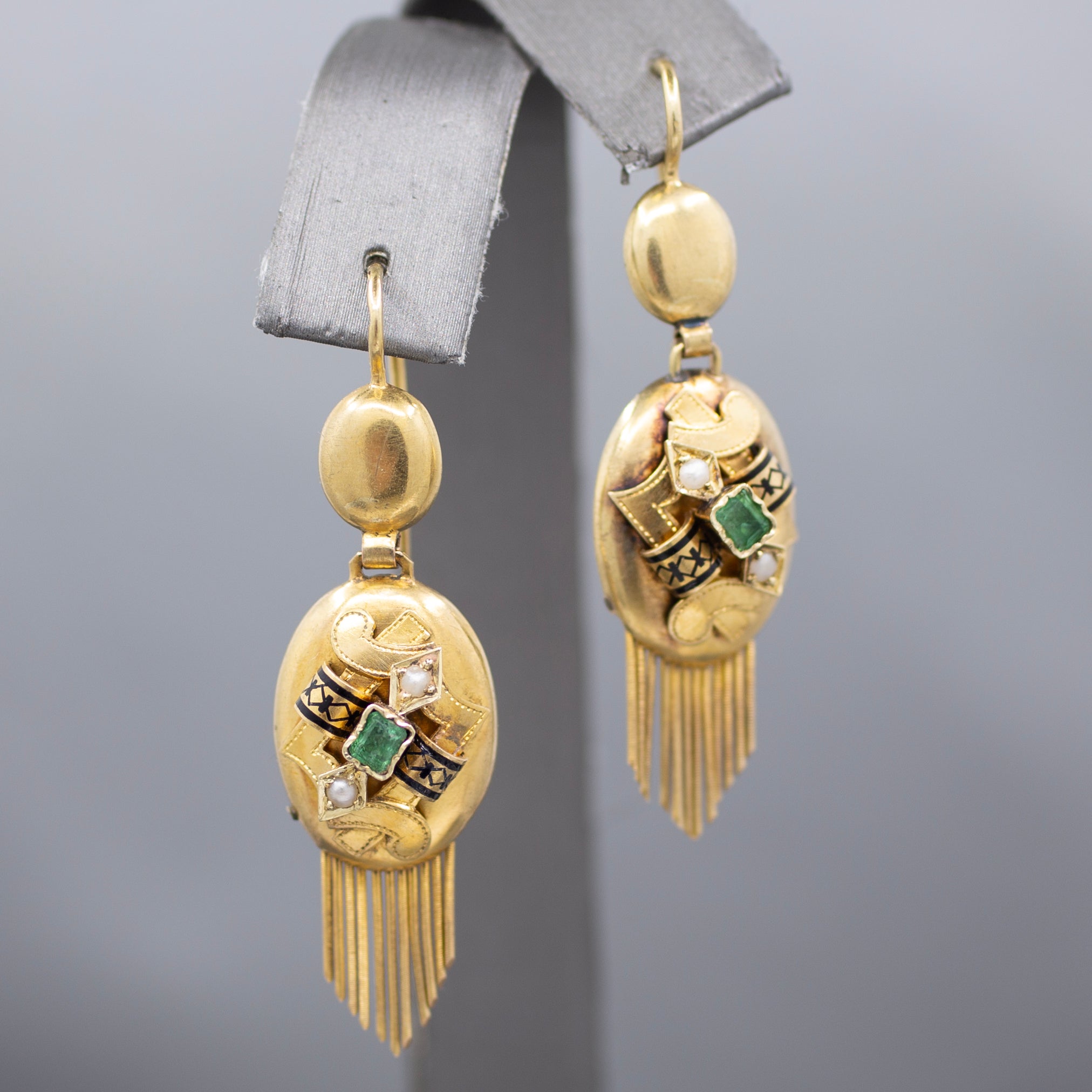 Antique Victorian Emerald and Pearl Fringe Dangle Earrings in 14k Yellow Gold