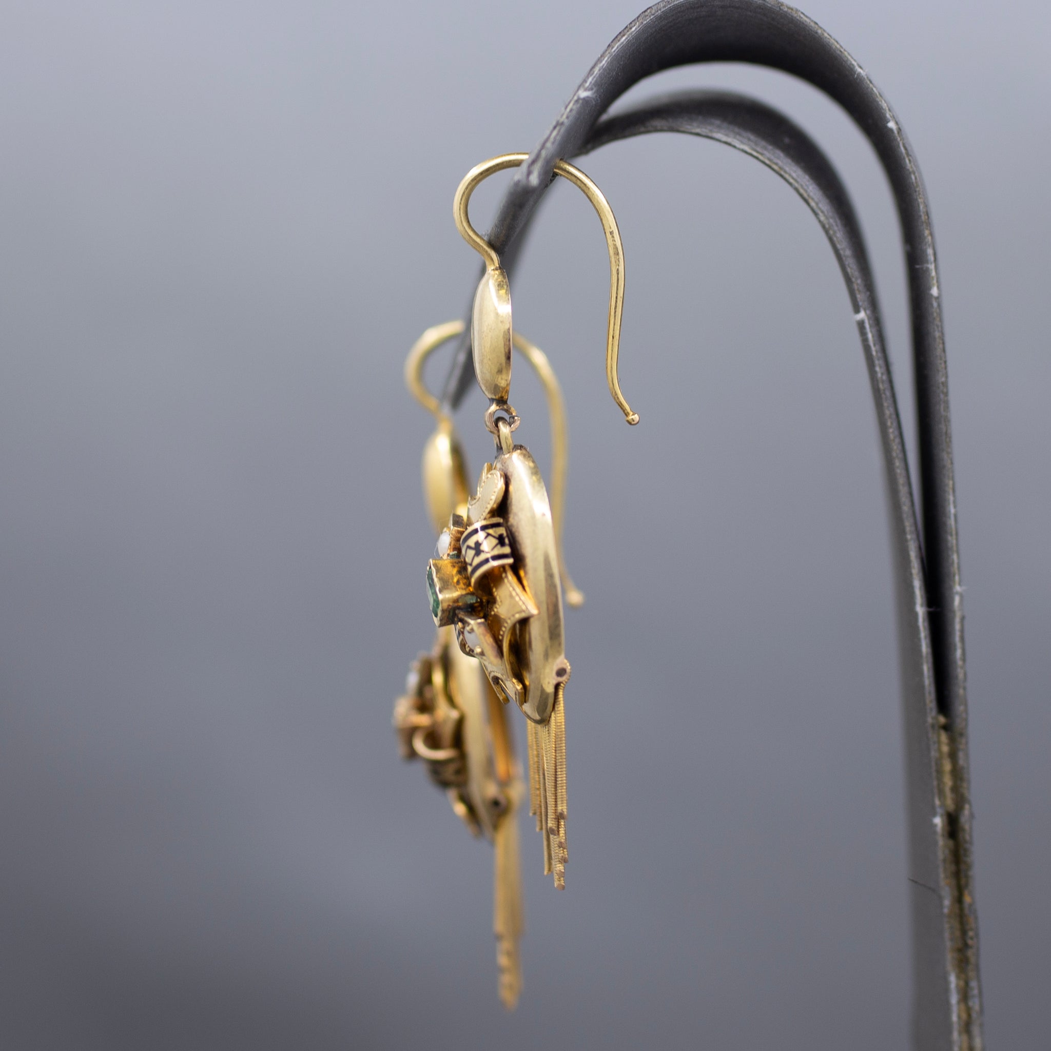 Antique Victorian Emerald and Pearl Fringe Dangle Earrings in 14k Yellow Gold