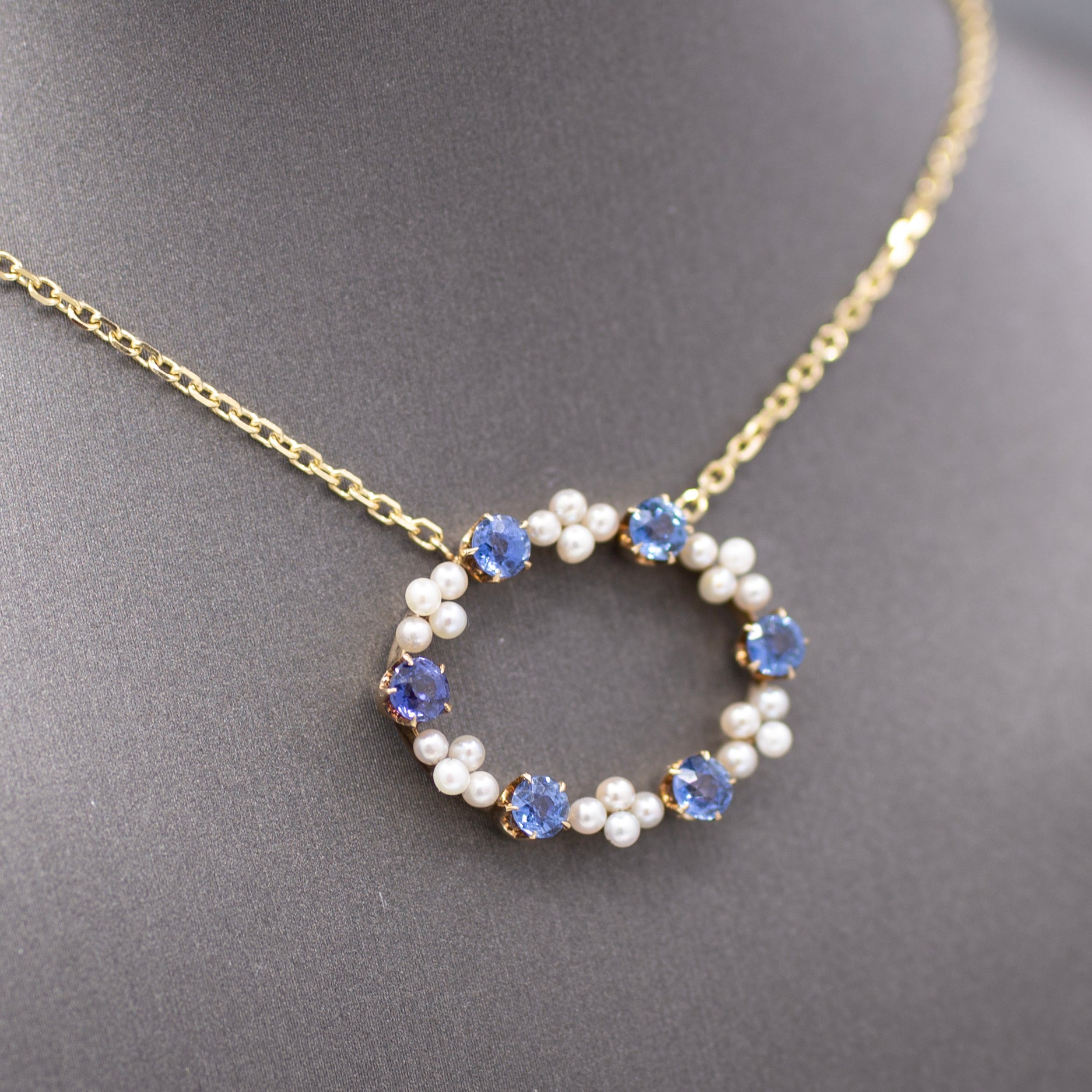 GIA Certified Yogo Blue Montana Sapphire and Pearl Pendant Necklace in 14k Yellow Gold