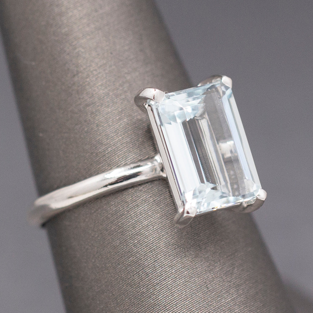 Vintage Emerald Cut Aquamarine Solitaire Ring in 18k White Gold