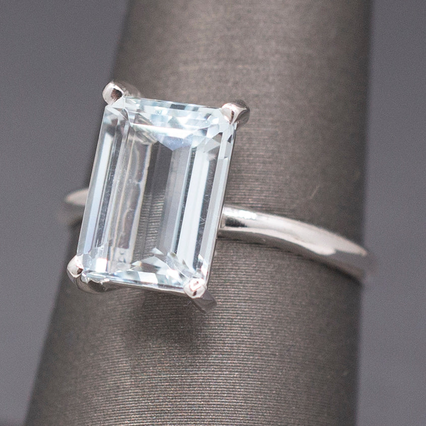 Vintage Emerald Cut Aquamarine Solitaire Ring in 18k White Gold