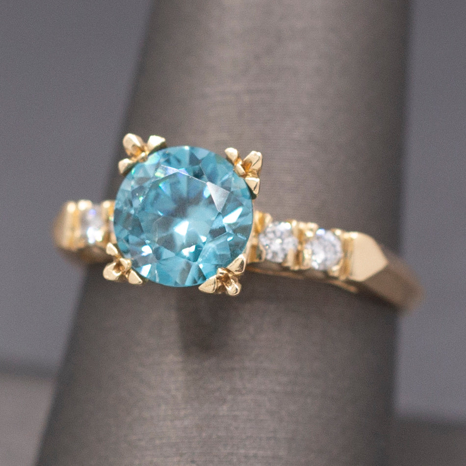 Vintage 1940s Blue Zircon and Diamond Ring in 14k Yellow Gold