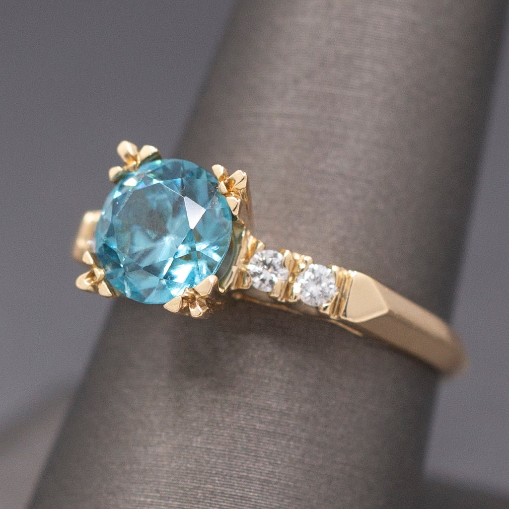 Vintage 1940s Blue Zircon and Diamond Ring in 14k Yellow Gold