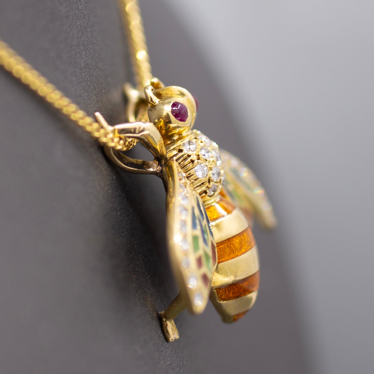 Exquisite Diamond Ruby and Enamel Articulated Bee Pendant in 18k Yellow Gold