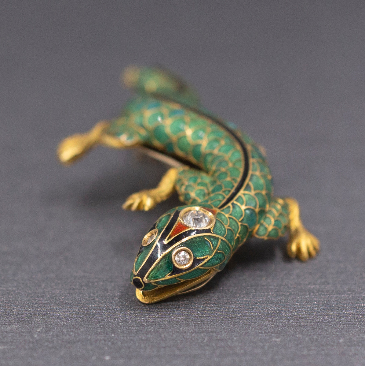 Antique Victorian Gecko Lizard Brooch Pin in Enamel and Old Cut Diamonds 14k