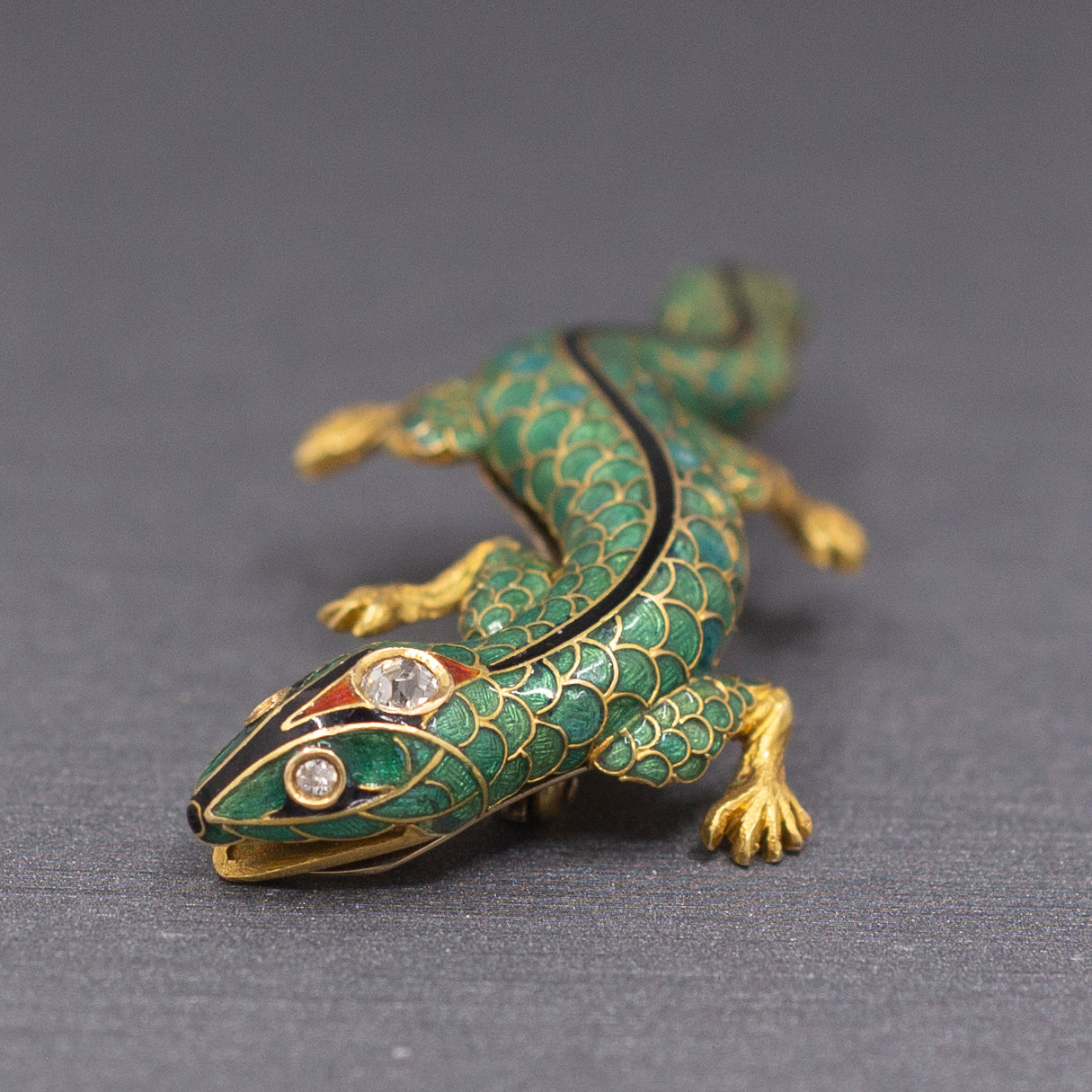 Antique Victorian Gecko Lizard Brooch Pin in Enamel and Old Cut Diamonds 14k