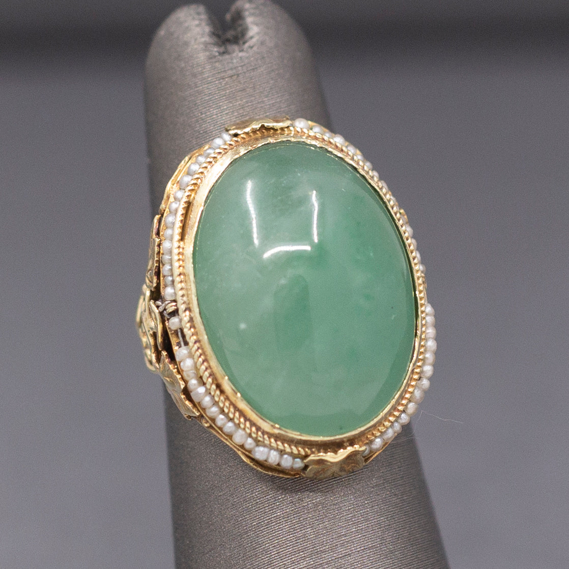 Antique Art Nouveau Jade and Pearl Leaf and Vine Ring in 14k Yellow Gold
