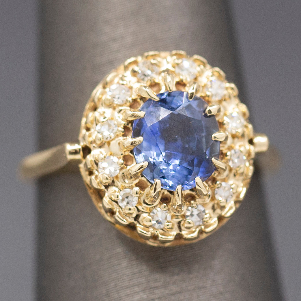 Gorgeous Vintage Cornflower Blue Sapphire and Diamond Ring in 14k Yellow Gold