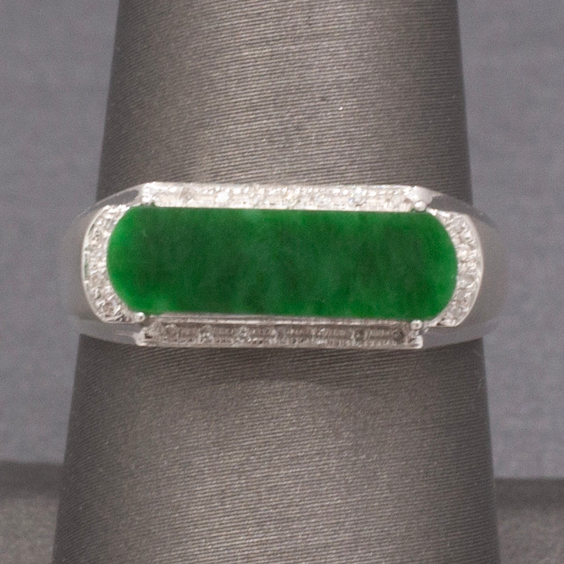 Vintage Deep Green Jadeite Jade Saddle Ring in 18k White Gold