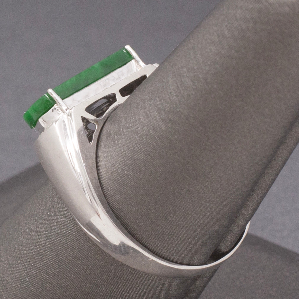 Vintage Deep Green Jadeite Jade Saddle Ring in 18k White Gold