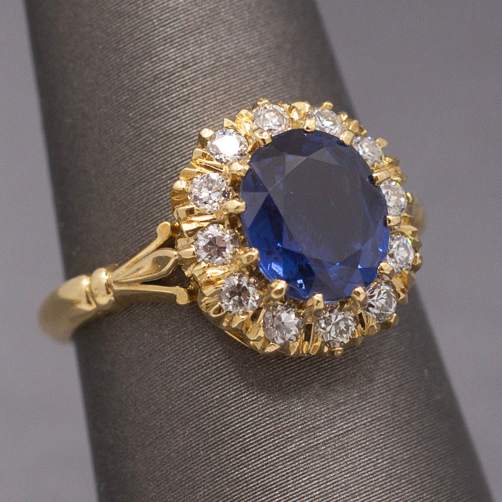 Vintage Blue Sapphire and Old Mine Cut Diamond Engagement Ring in 18k Yellow Gold