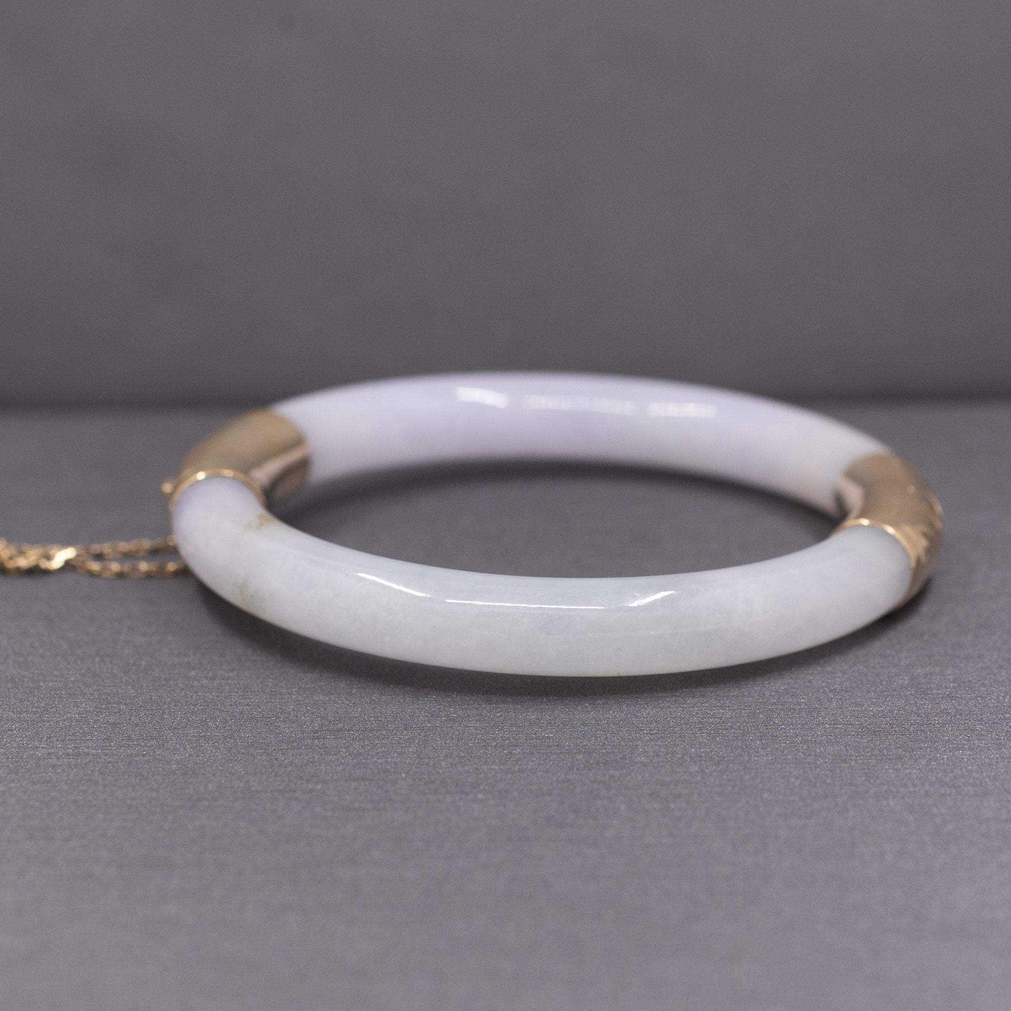 Vintage Type A Jadeite Jade Untreated Round Bangle in 14k Yellow Gold