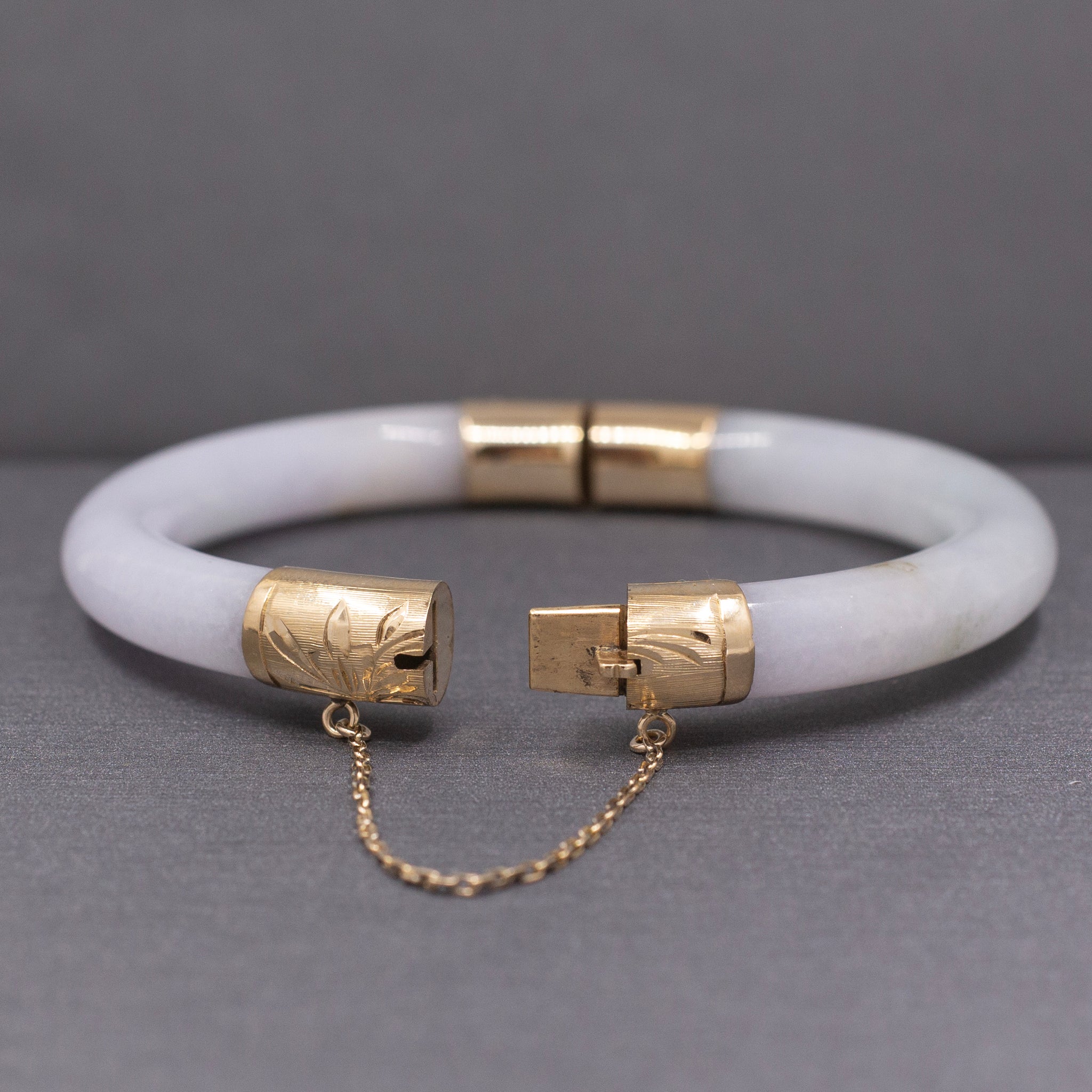 Vintage Type A Jadeite Jade Untreated Round Bangle in 14k Yellow Gold