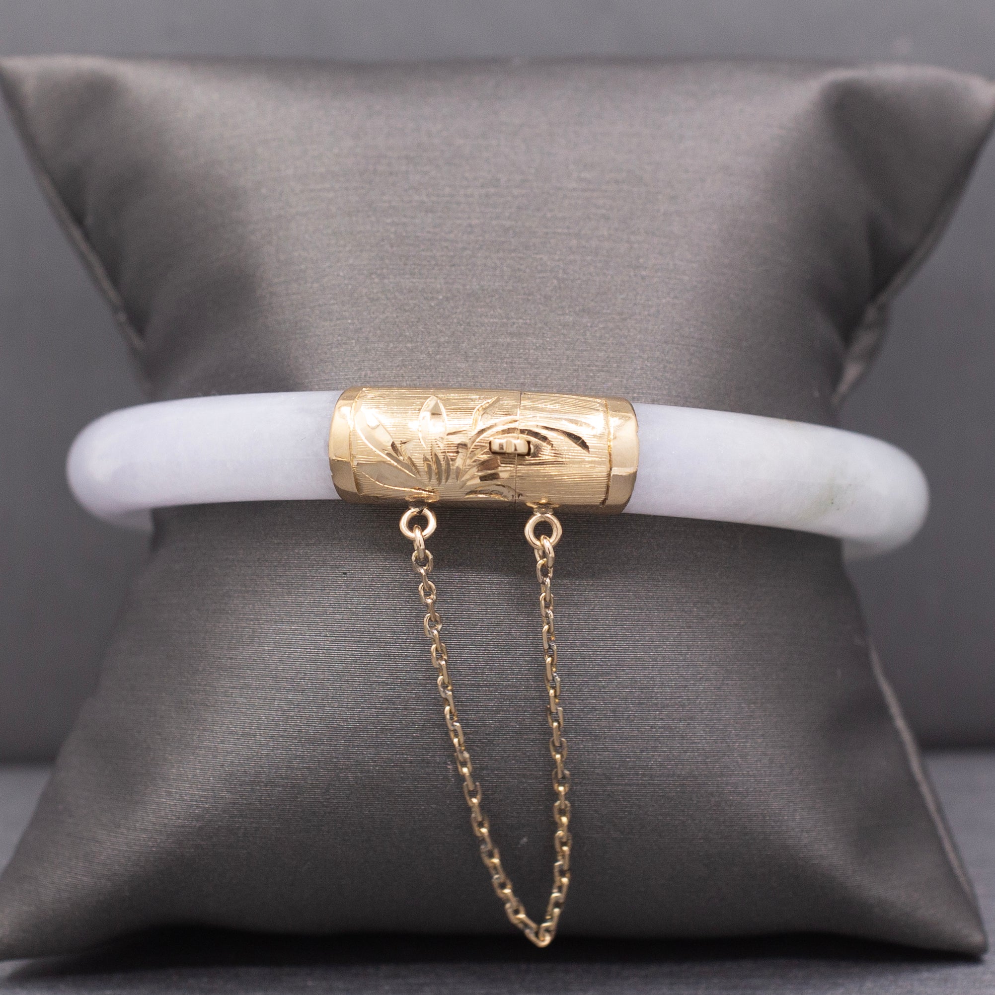 Vintage Type A Jadeite Jade Untreated Round Bangle in 14k Yellow Gold
