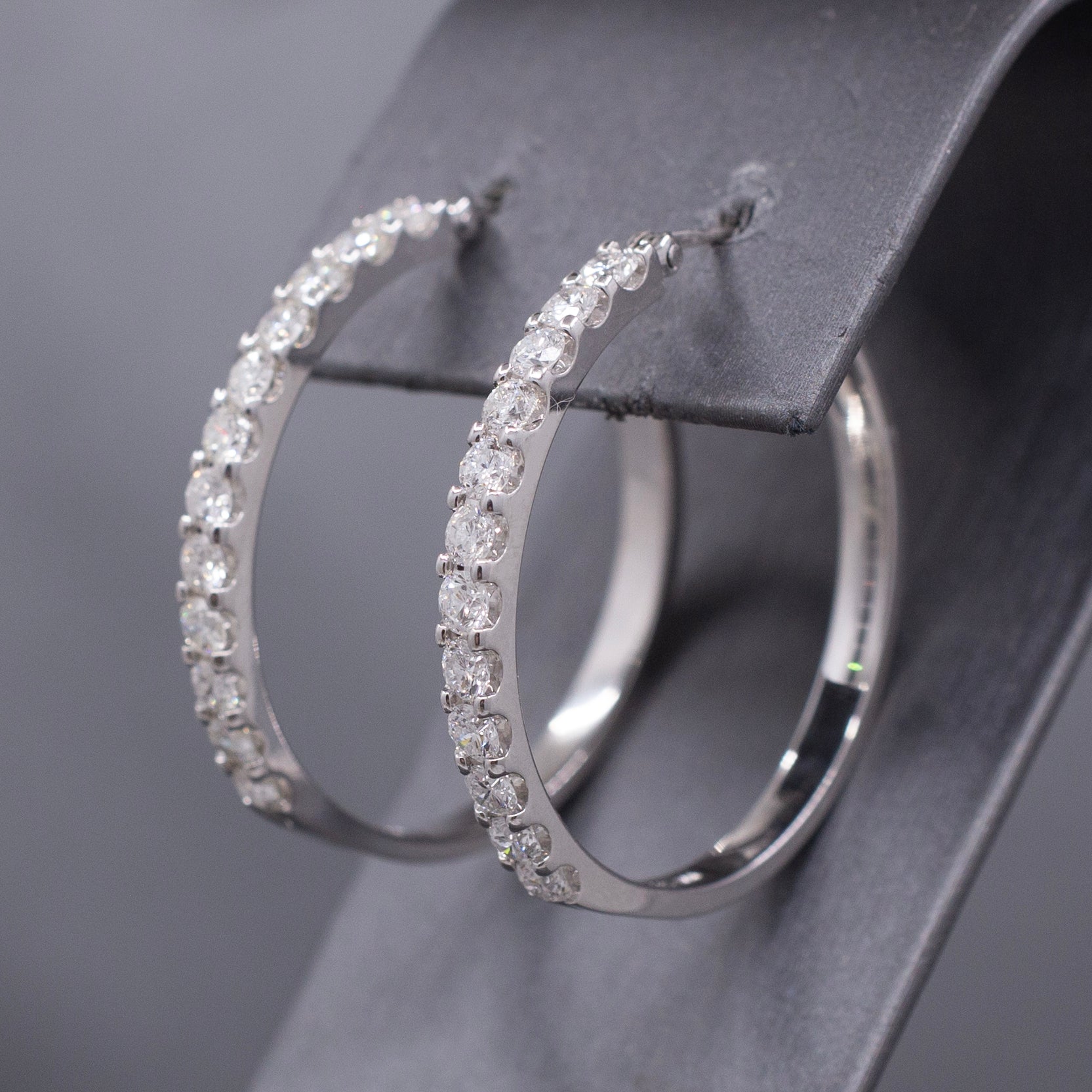 Stunning 2.00cttw Natural Diamond Round Hoop Earrings in 14k White Gold