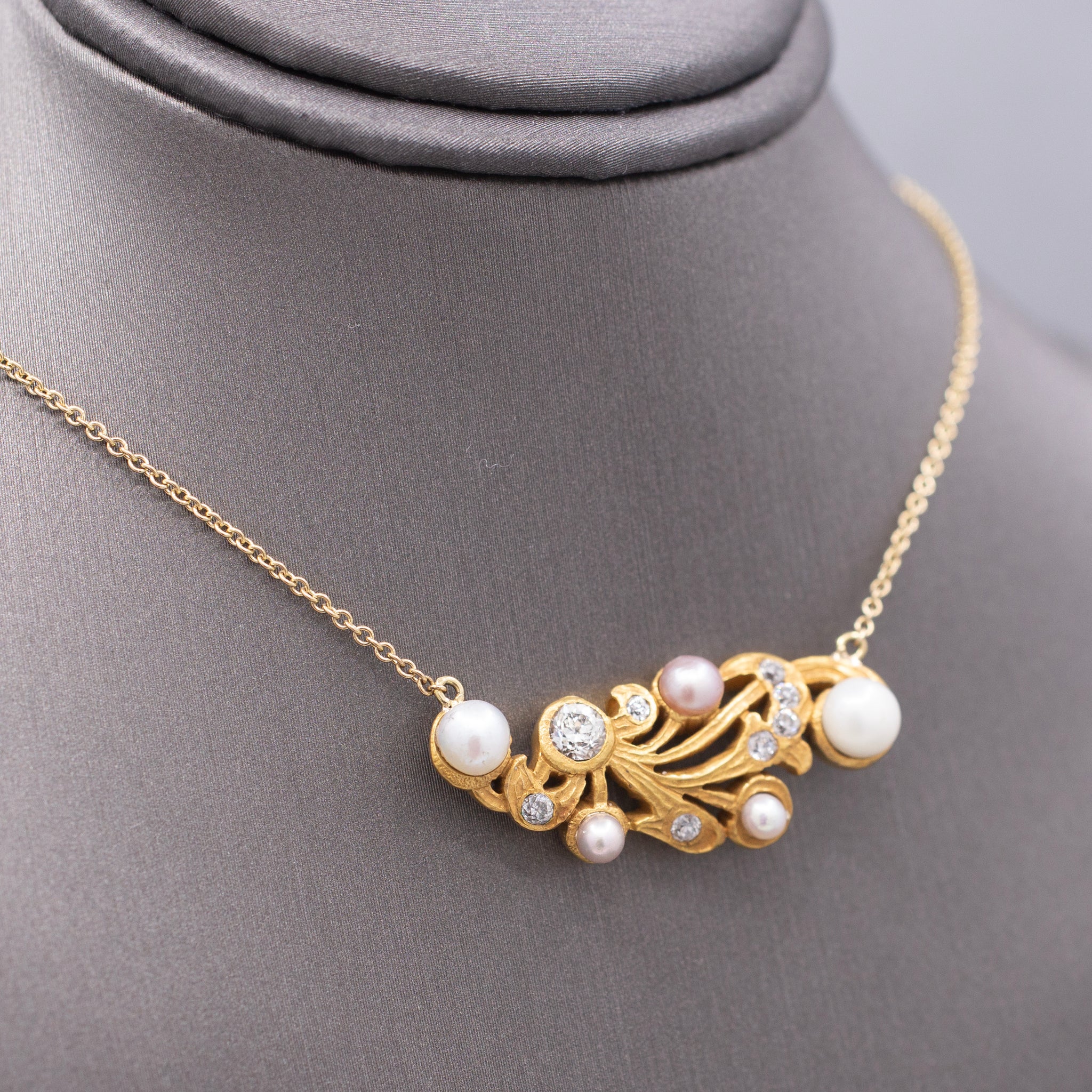 Exquisite Art Nouveau Diamond and Pearl Necklace in 14k Yellow Gold