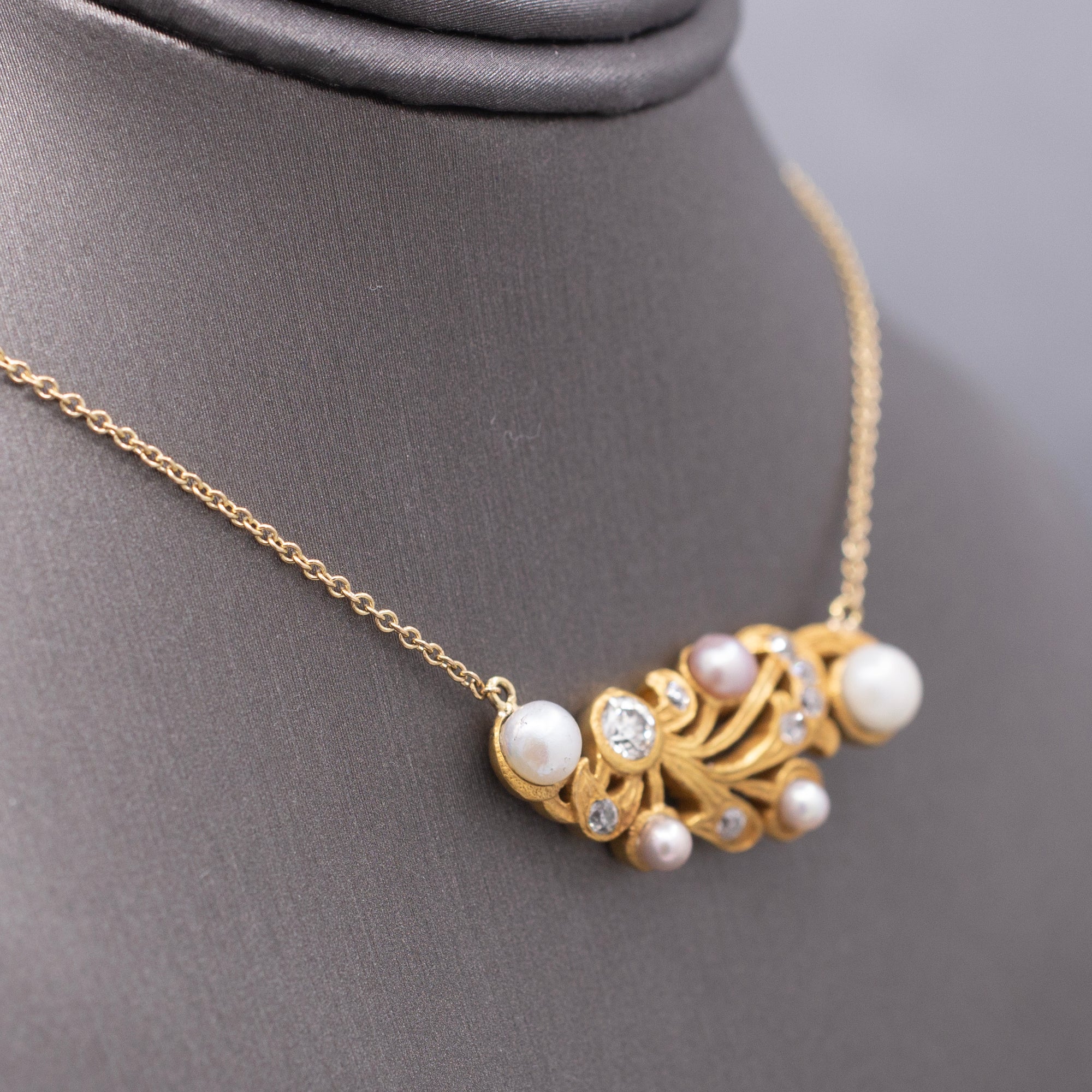 Exquisite Art Nouveau Diamond and Pearl Necklace in 14k Yellow Gold