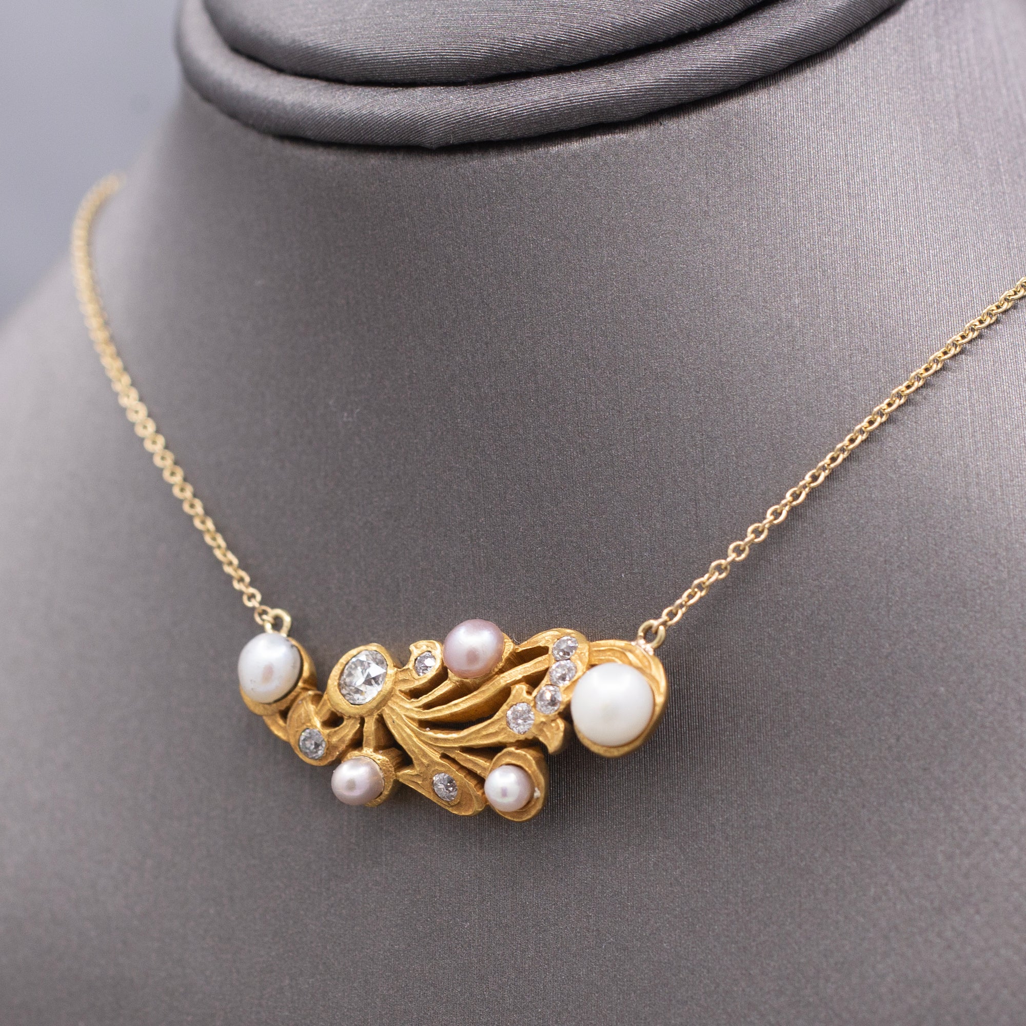 Exquisite Art Nouveau Diamond and Pearl Necklace in 14k Yellow Gold