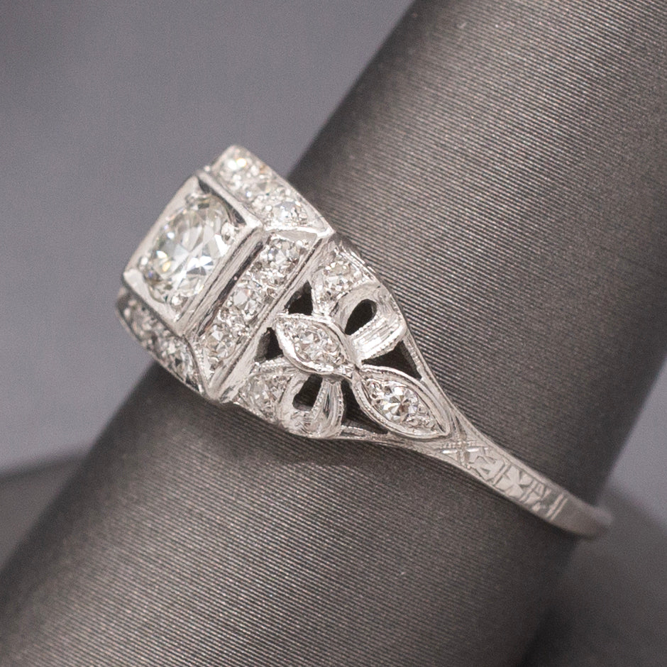 Gorgeous Late Art Deco Old European Cut Diamond Engagement Ring in Platinum