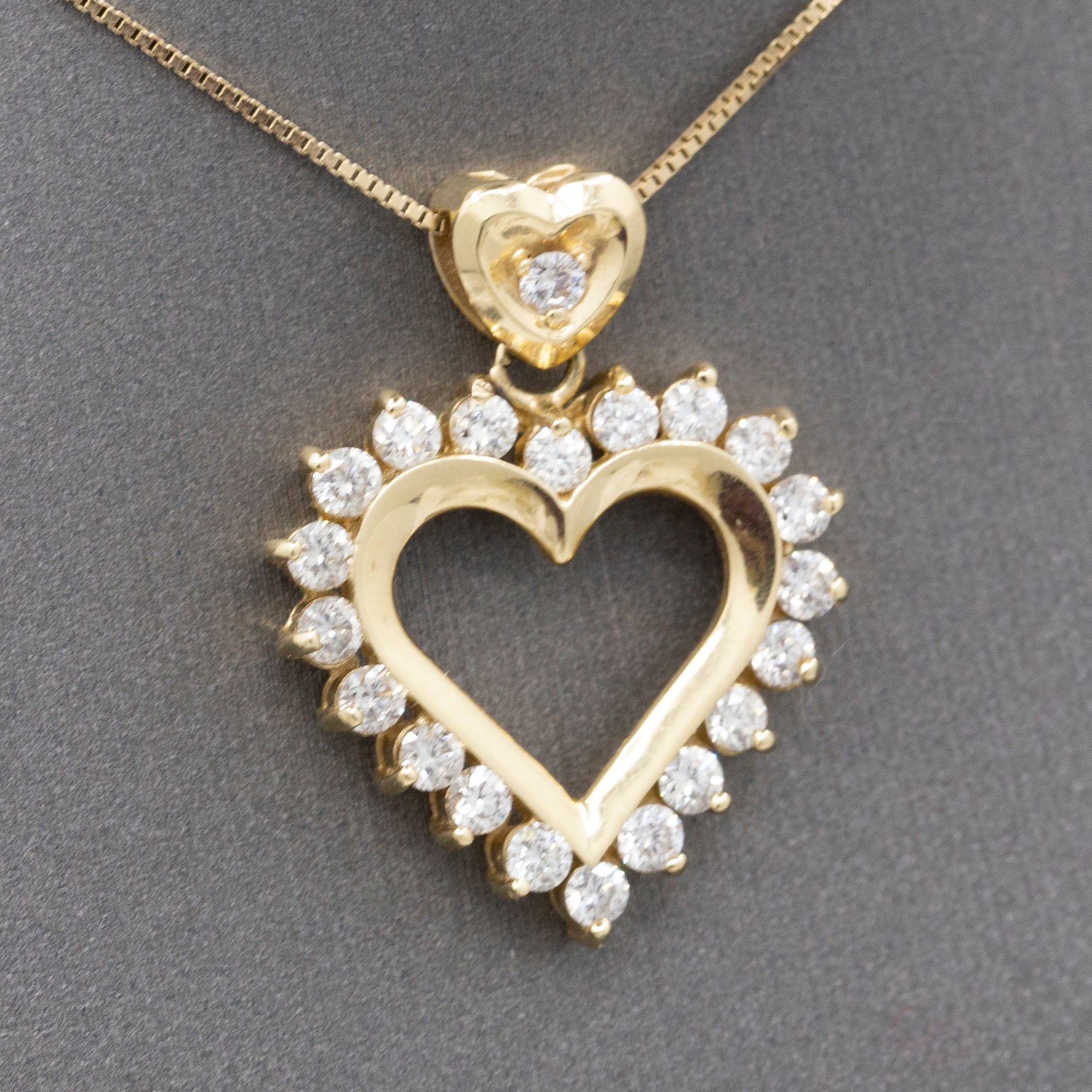 Sparkling Diamond Heart Pendant Necklace in 14k Yellow Gold
