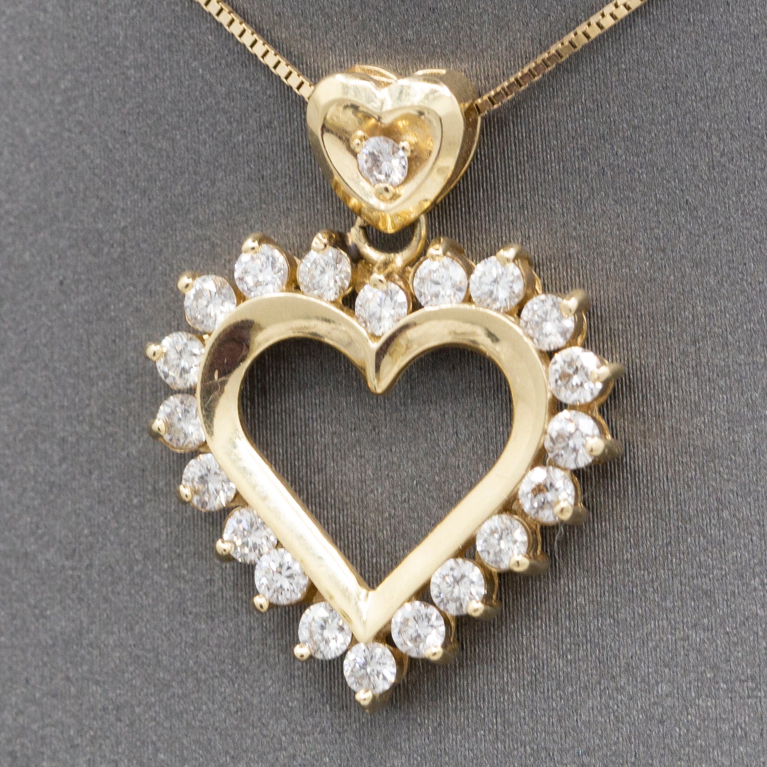 Sparkling Diamond Heart Pendant Necklace in 14k Yellow Gold