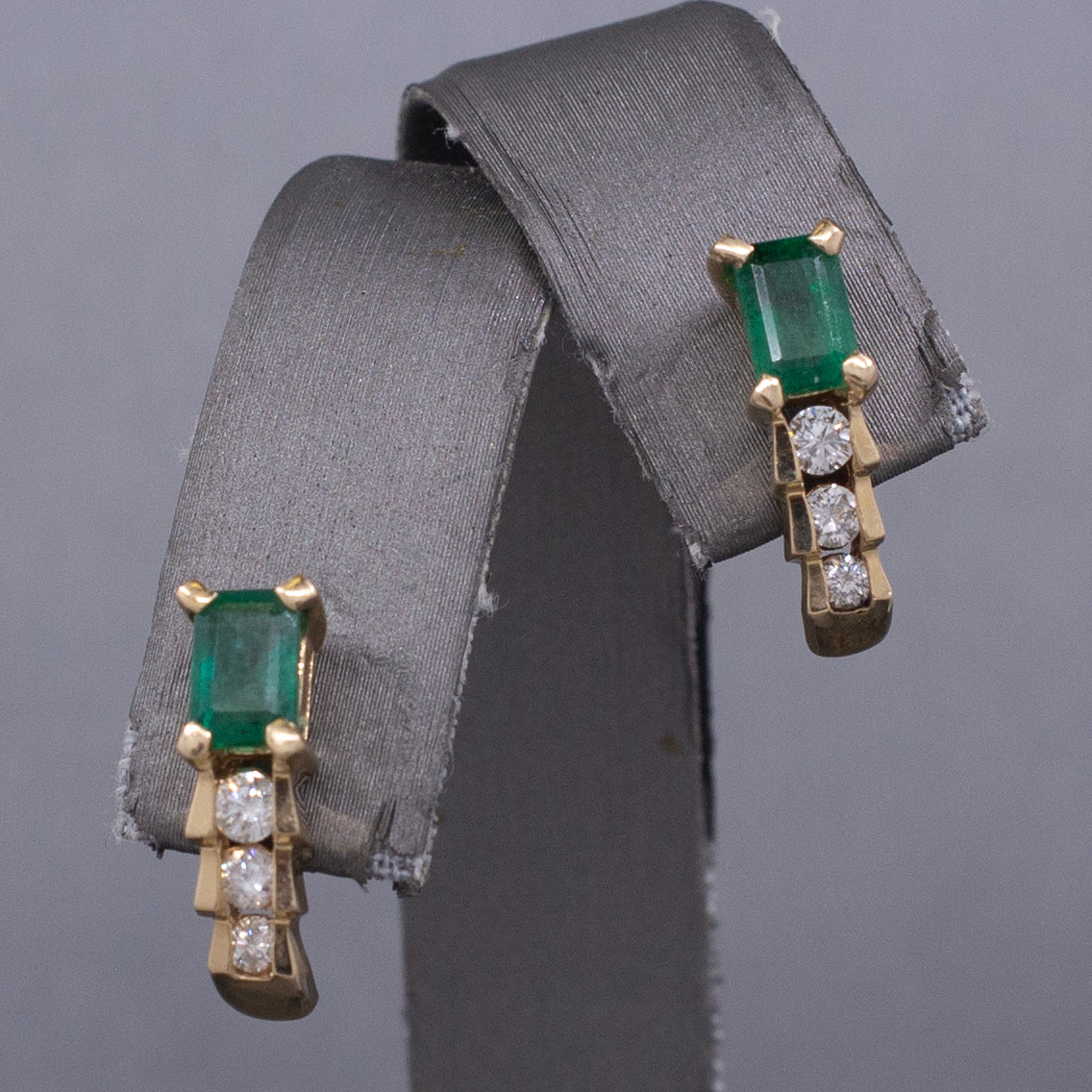 Vintage Emerald and Diamond Stud Earrings in 14k Yellow Gold
