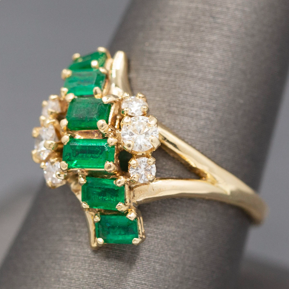 Vivid Natural Emerald and Diamond Cocktail Ring in 14k Yellow Gold