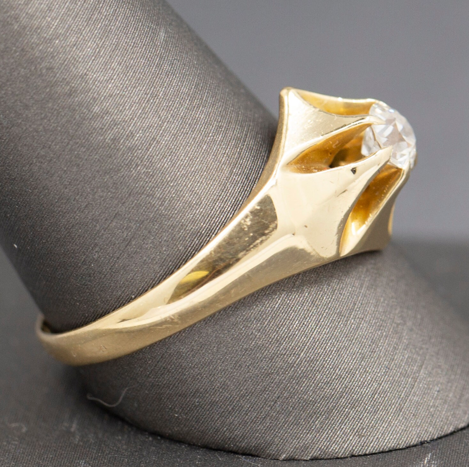 Lovely Antique Victorian Old European Cut Diamond Belcher Set Engagement Ring in 14k Yellow Gold